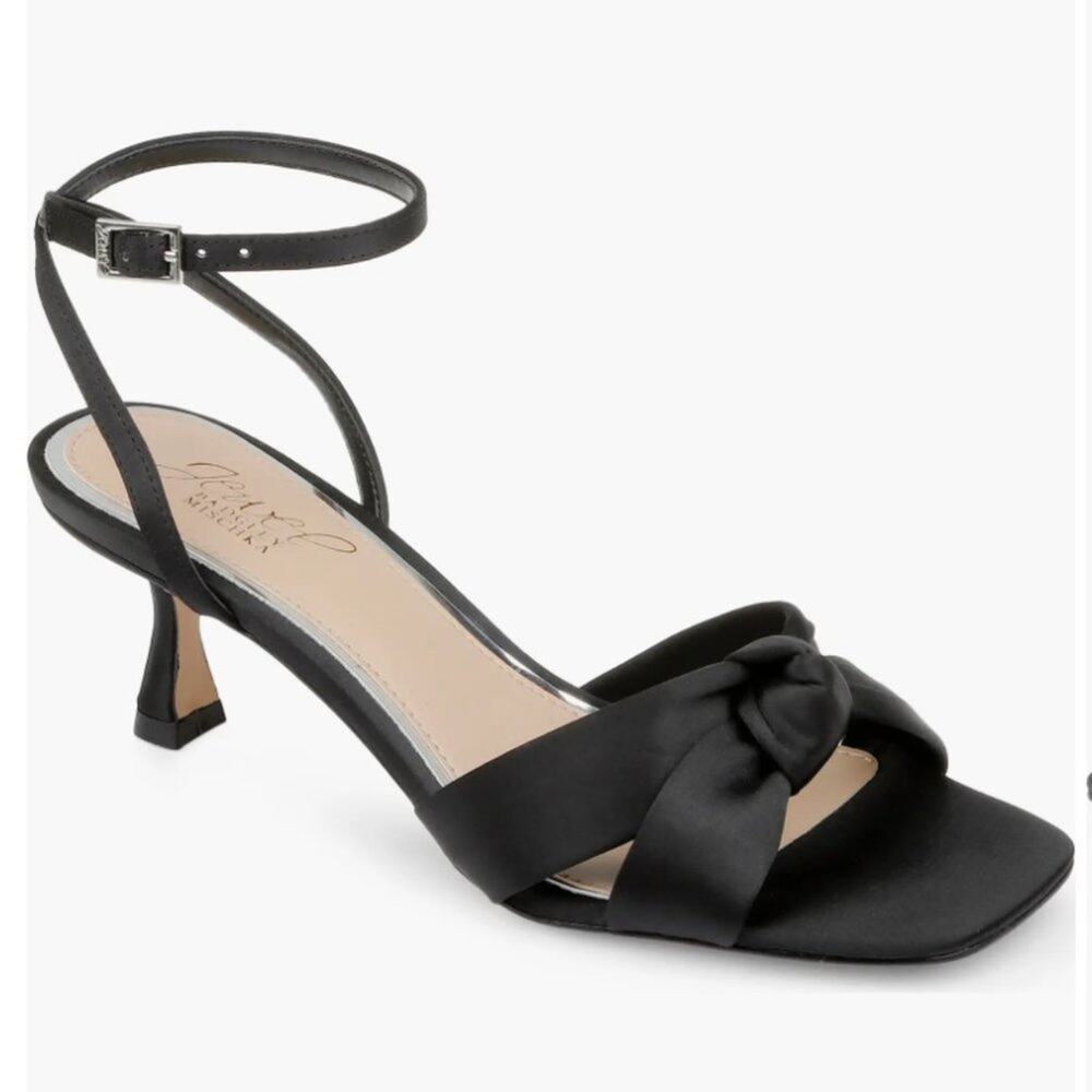 Badgley Mischka Valarie Ankle Strap Sandal Size 5.5 New